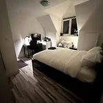 Room 404 - Eindhoven - By T&S.