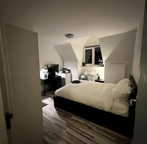 Room 404 - Eindhoven - By T&S.